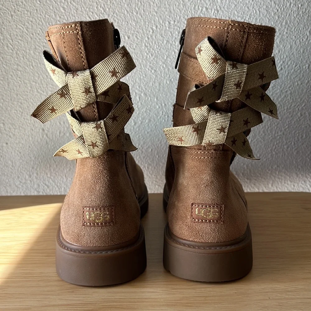 UGG Girls  Tillee Boots size 3 - Picture 2 of 11